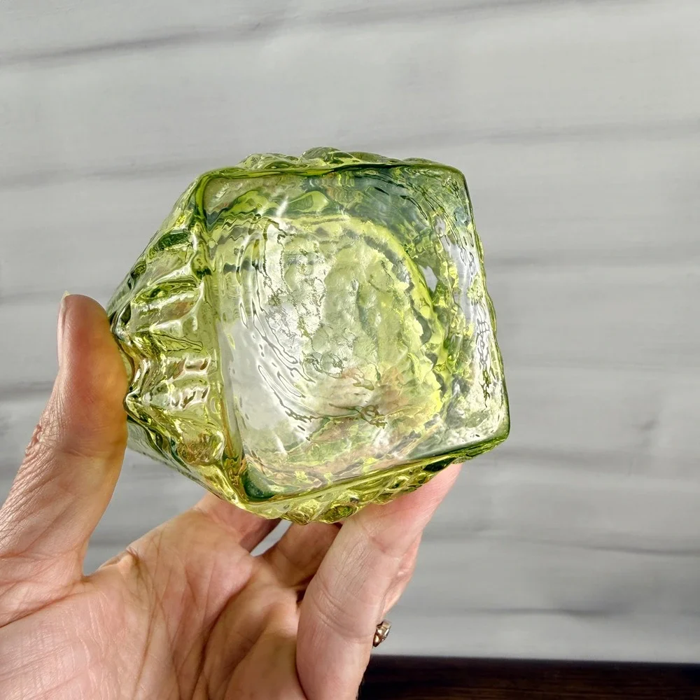 Scandinavian Style Green Art Glass Bark Texture Vase 7